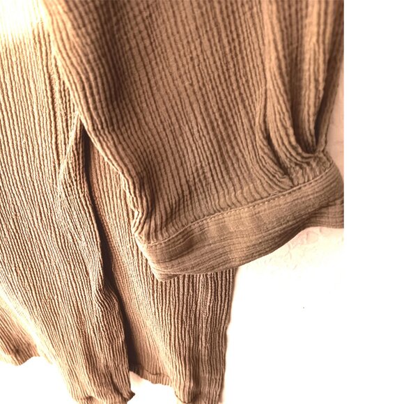 Lili Butler Long Silk Beige Ribbed Long Sleeve Blouse Size Small - Picture 4 of 8